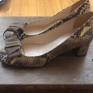 Women's leopard heels size 8.5